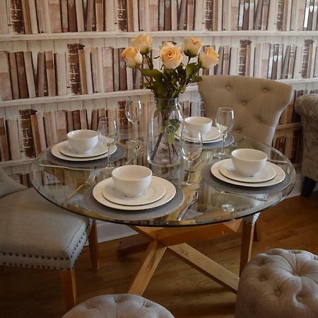 Luxury 2 Bed Apartment Witney Εξωτερικό φωτογραφία