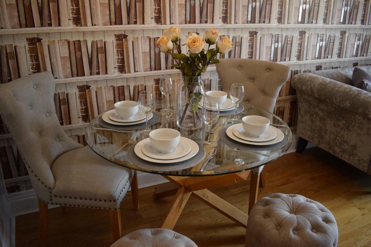 Luxury 2 Bed Apartment Witney Εξωτερικό φωτογραφία