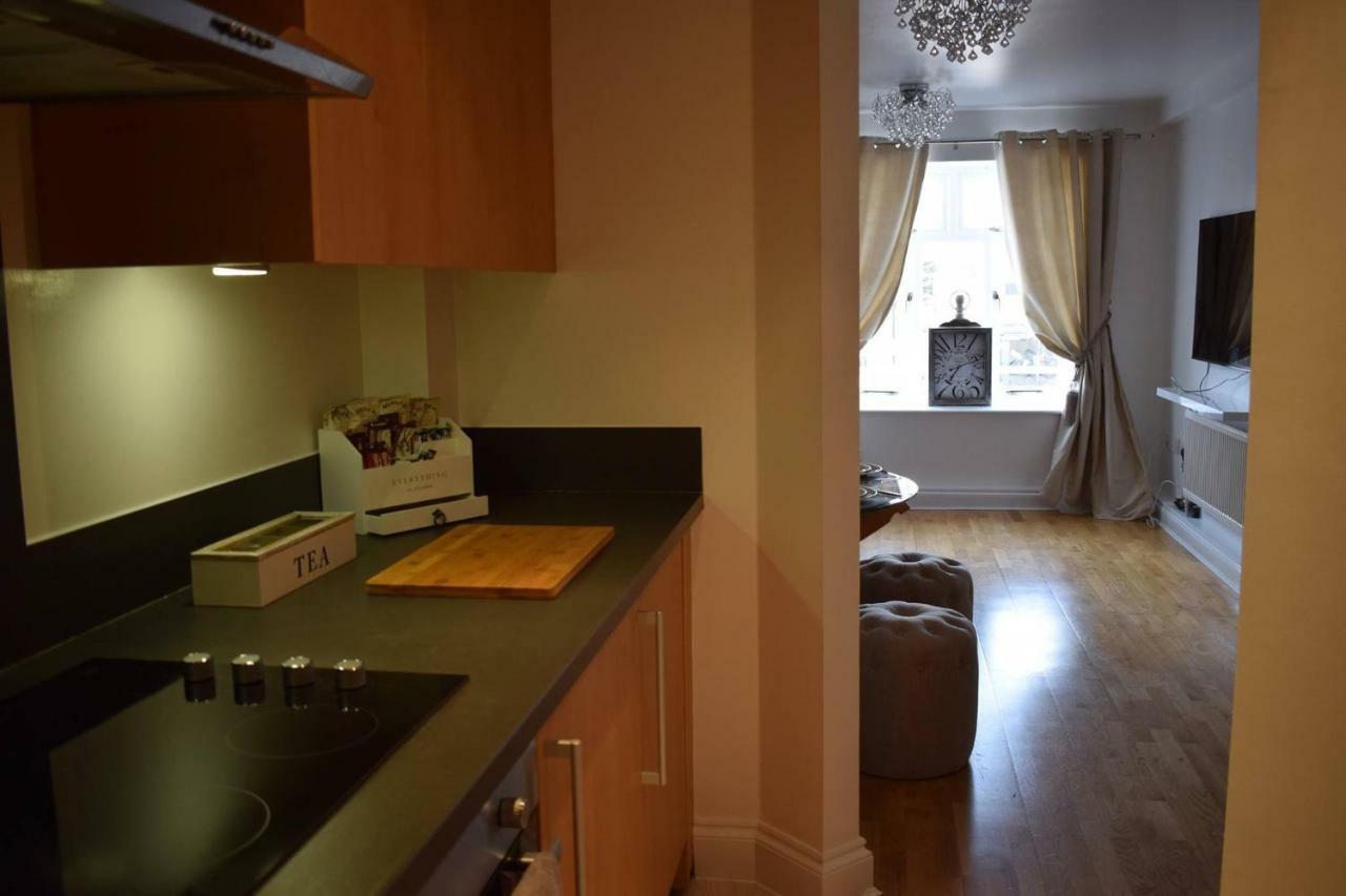 Luxury 2 Bed Apartment Witney Εξωτερικό φωτογραφία